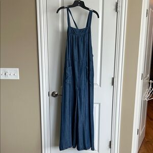 Casual Chambray Jumpsuit with Adjustable Straps